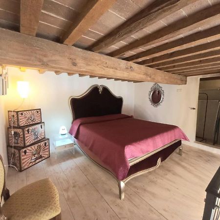 L'Ora Delle Streghe B&B Centralissimo リヴォルノ エクステリア 写真