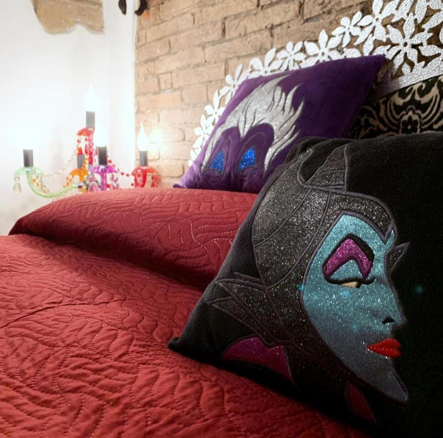 L'Ora Delle Streghe B&B Centralissimo リヴォルノ エクステリア 写真