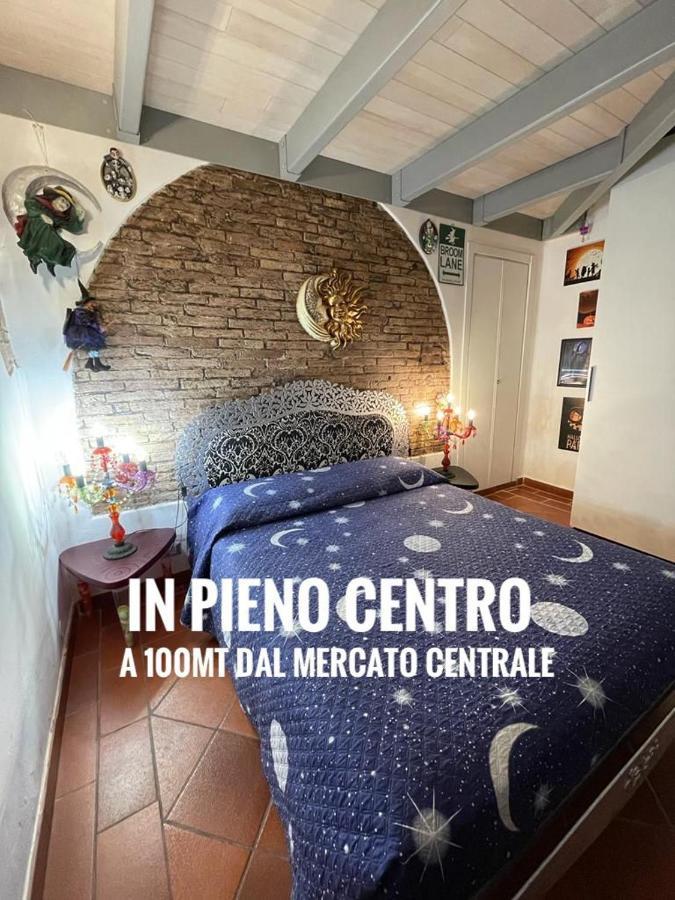 L'Ora Delle Streghe B&B Centralissimo リヴォルノ エクステリア 写真