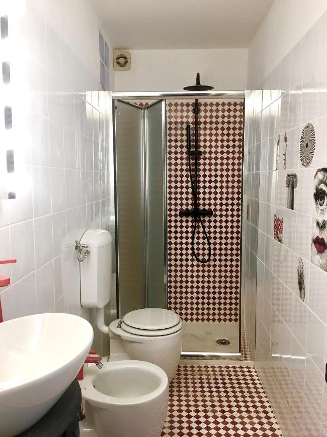 L'Ora Delle Streghe B&B Centralissimo リヴォルノ エクステリア 写真