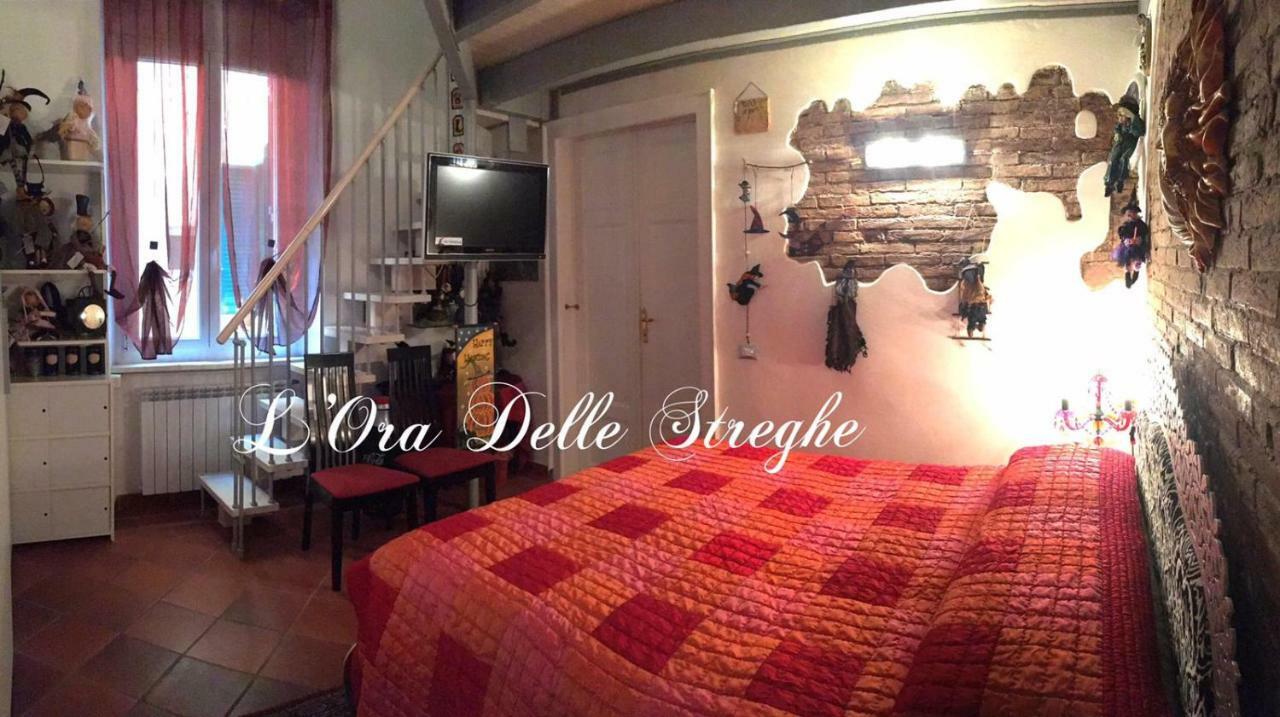 L'Ora Delle Streghe B&B Centralissimo リヴォルノ エクステリア 写真